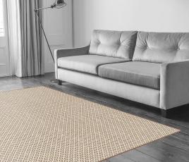 Barefoot Wool Taj Rani Carpet 5992 in Living Room thumb