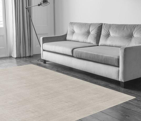 Plush Sheer Pearl Carpet 8224 in Living Room