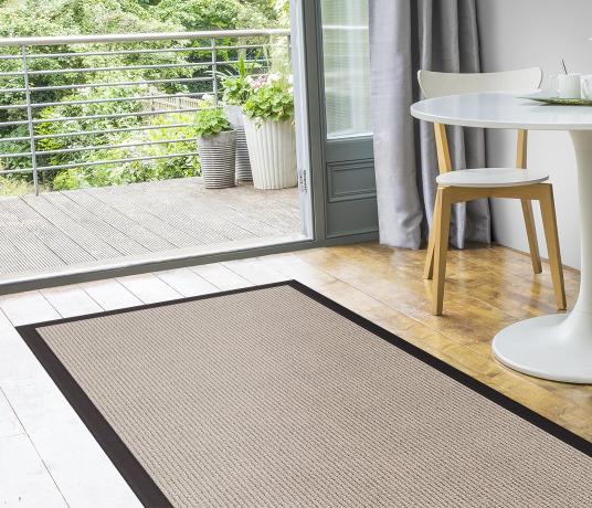 Mabel Wool Runner in Living Room (Make Me A Rug)