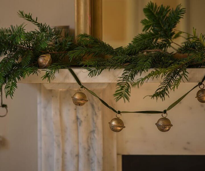 Alternative Flooring, Winter Trend Watch 2025, Warm Metallics, Piglet In Bed